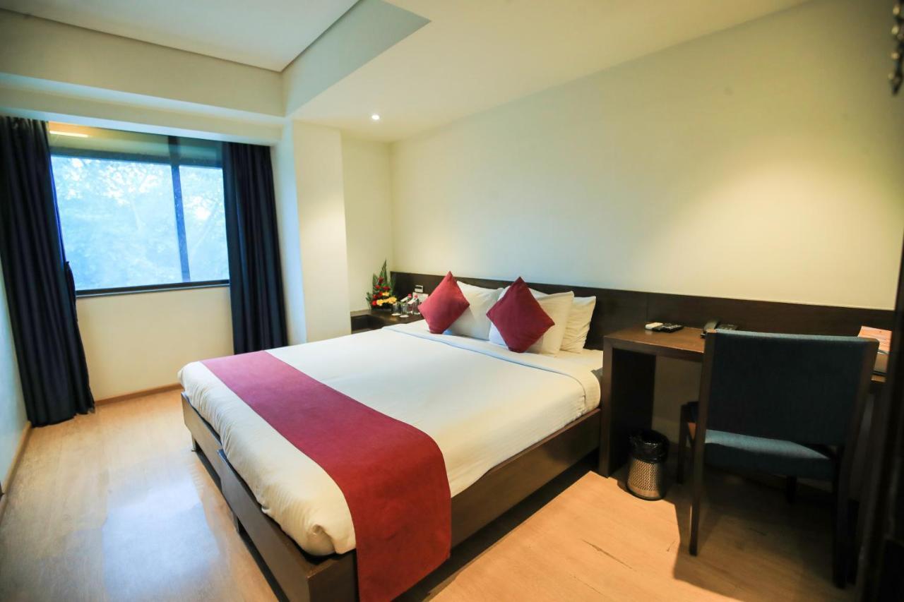 Hotel German Palace Near To Airport Gandhinagar Exterior photo