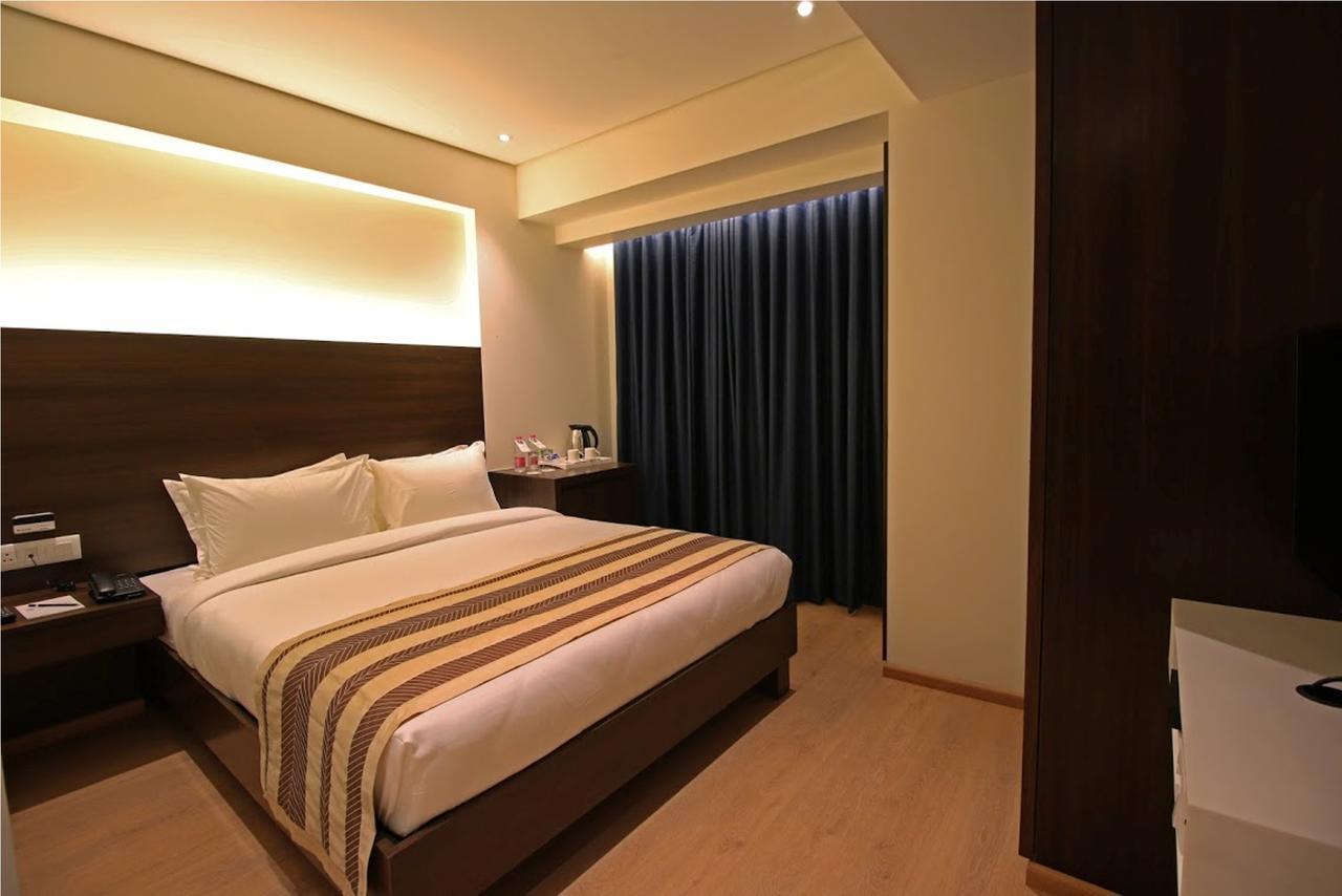 Hotel German Palace Near To Airport Gandhinagar Exterior photo