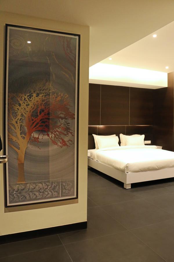 Hotel German Palace Near To Airport Gandhinagar Exterior photo
