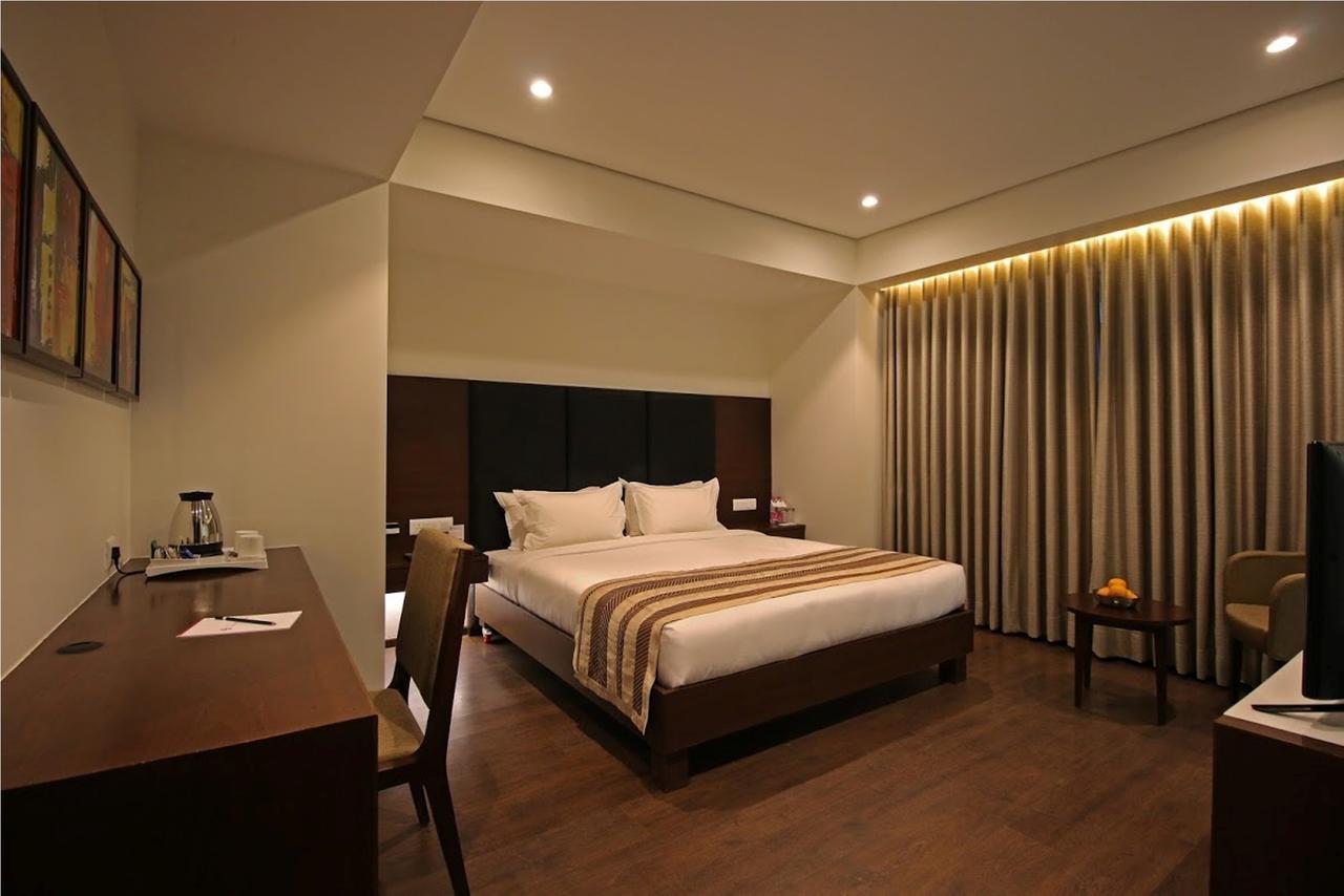 Hotel German Palace Near To Airport Gandhinagar Exterior photo
