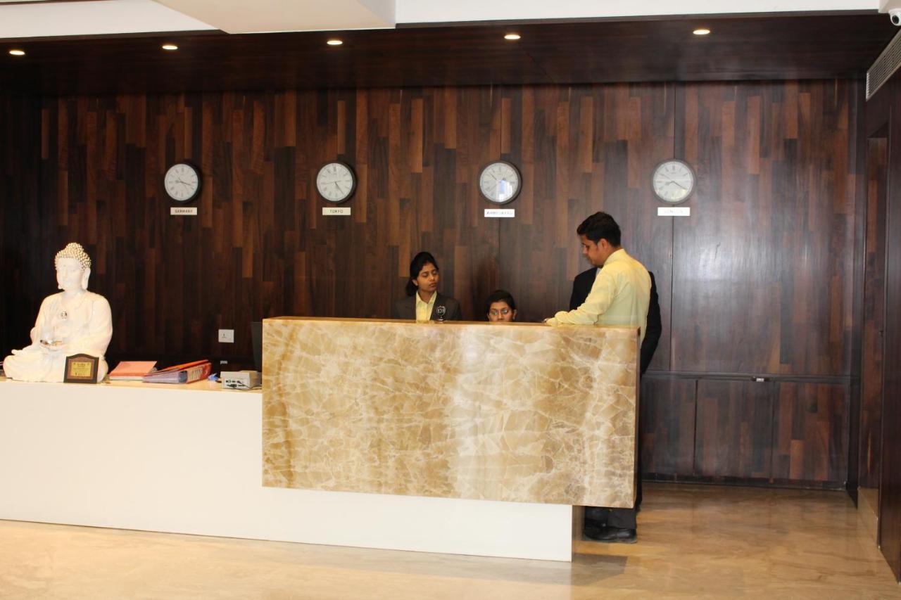Hotel German Palace Near To Airport Gandhinagar Exterior photo